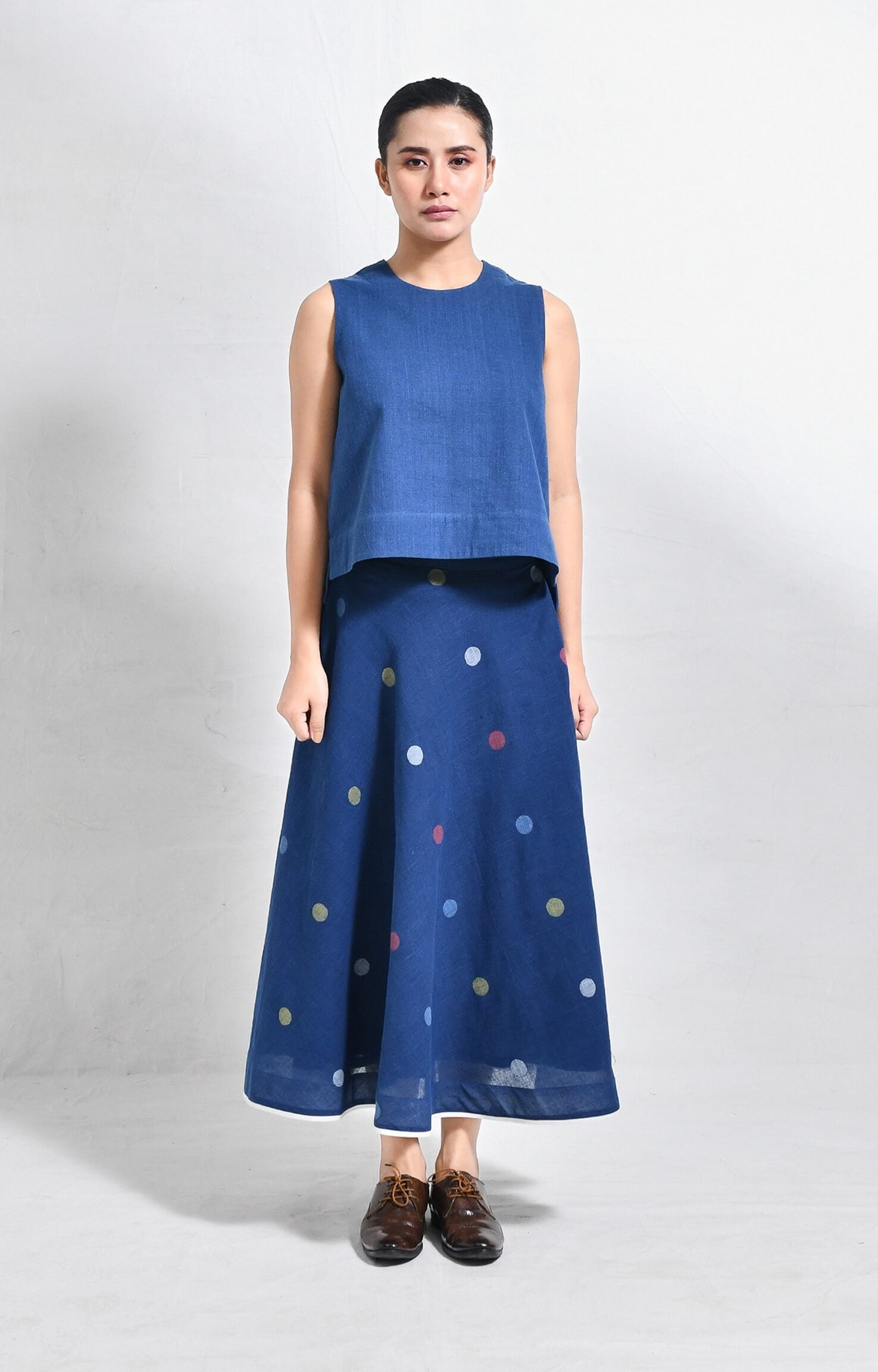 Handwoven khadi crop top with polka jamdani ureb skirt set for women - Hiranya