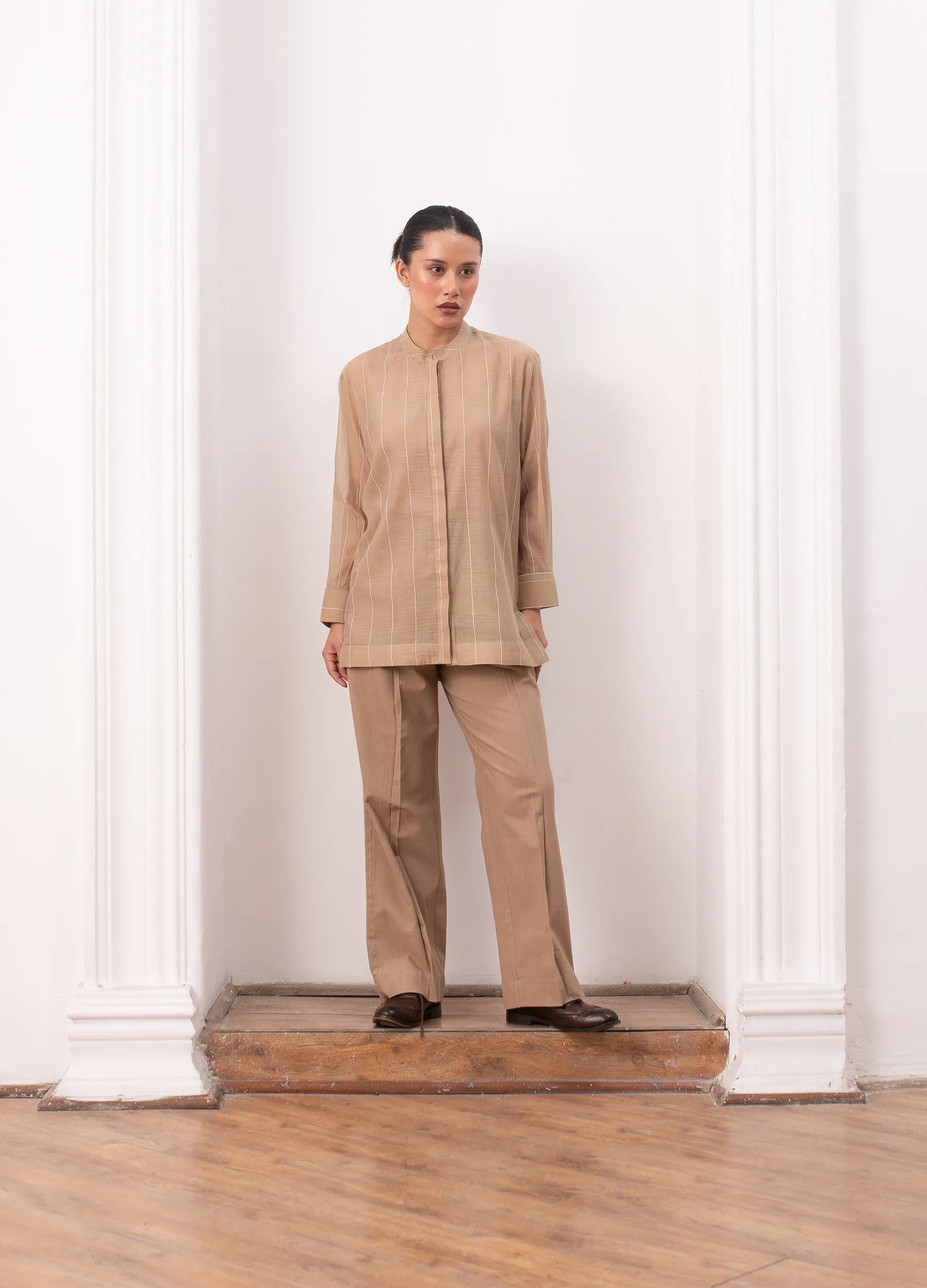 beige co-ord set with subtle stripes, relaxed-fit top and straight pants – Hiranya