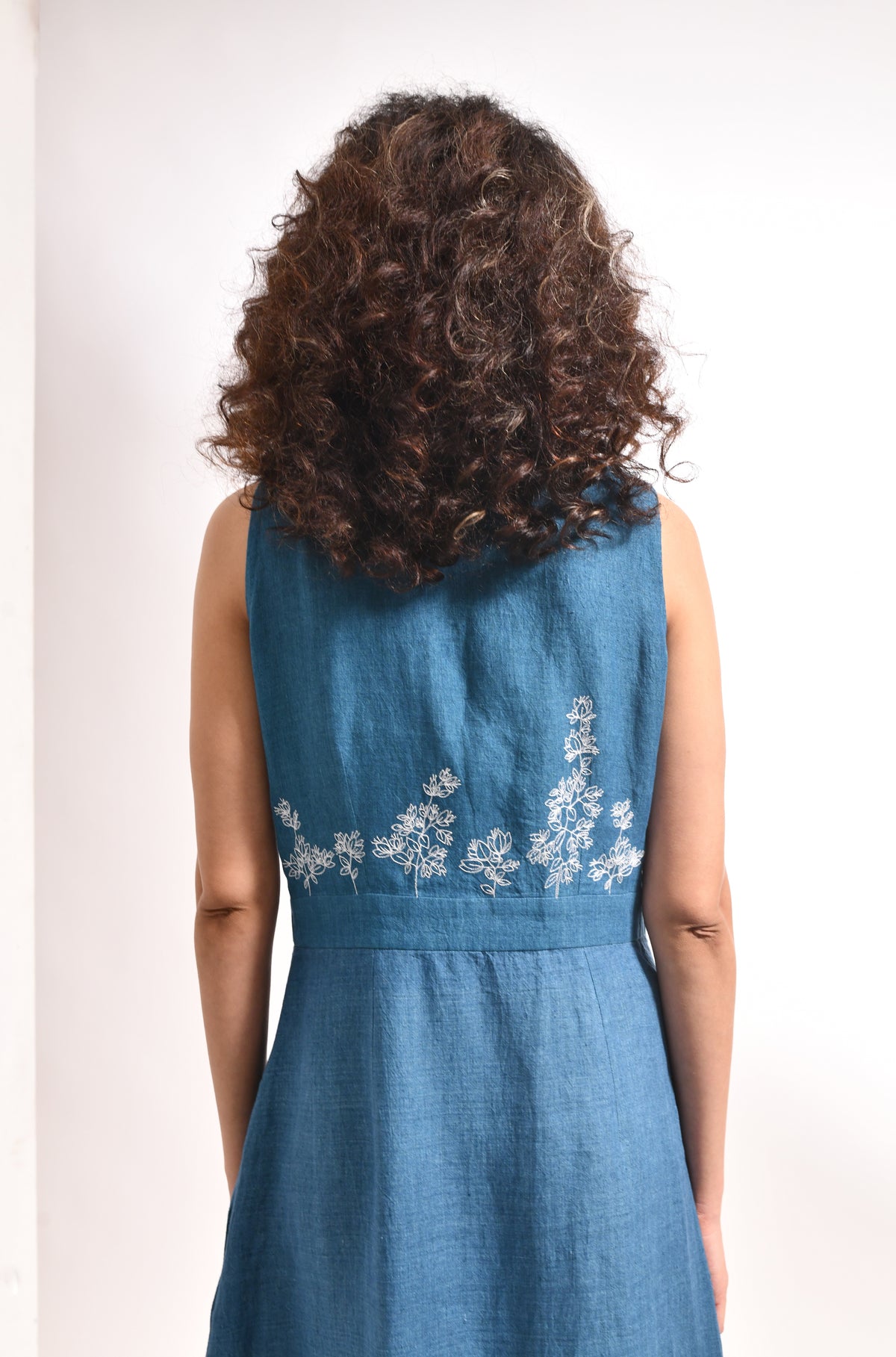 Women's linen midi dress – The Ruth Dress by Hiranya