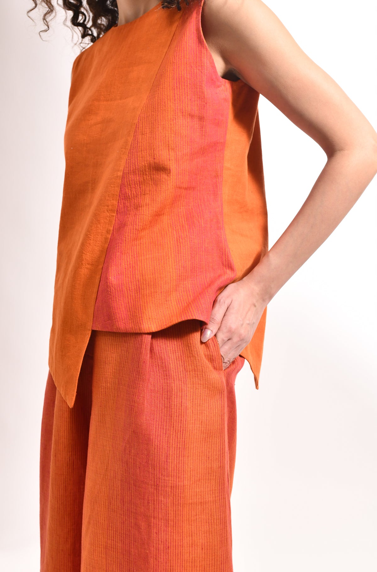 Amber linen V-cut overlap top & striped flared trousers - Hiranya