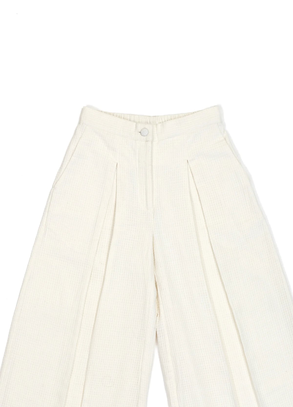 White co-ord with sleeveless top and trousers - Hiranya