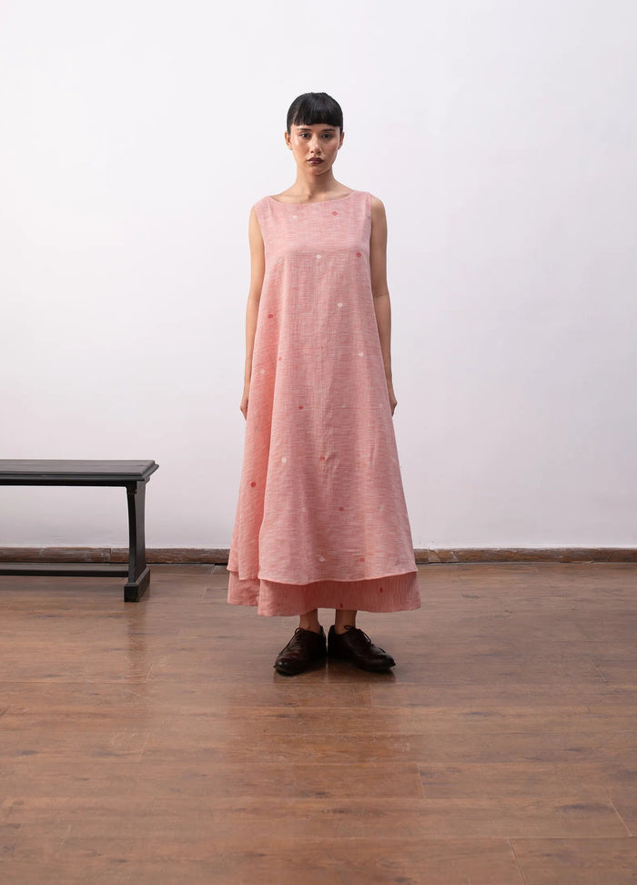 Pink dress with fitted bodice and flared hem - Hiranya
