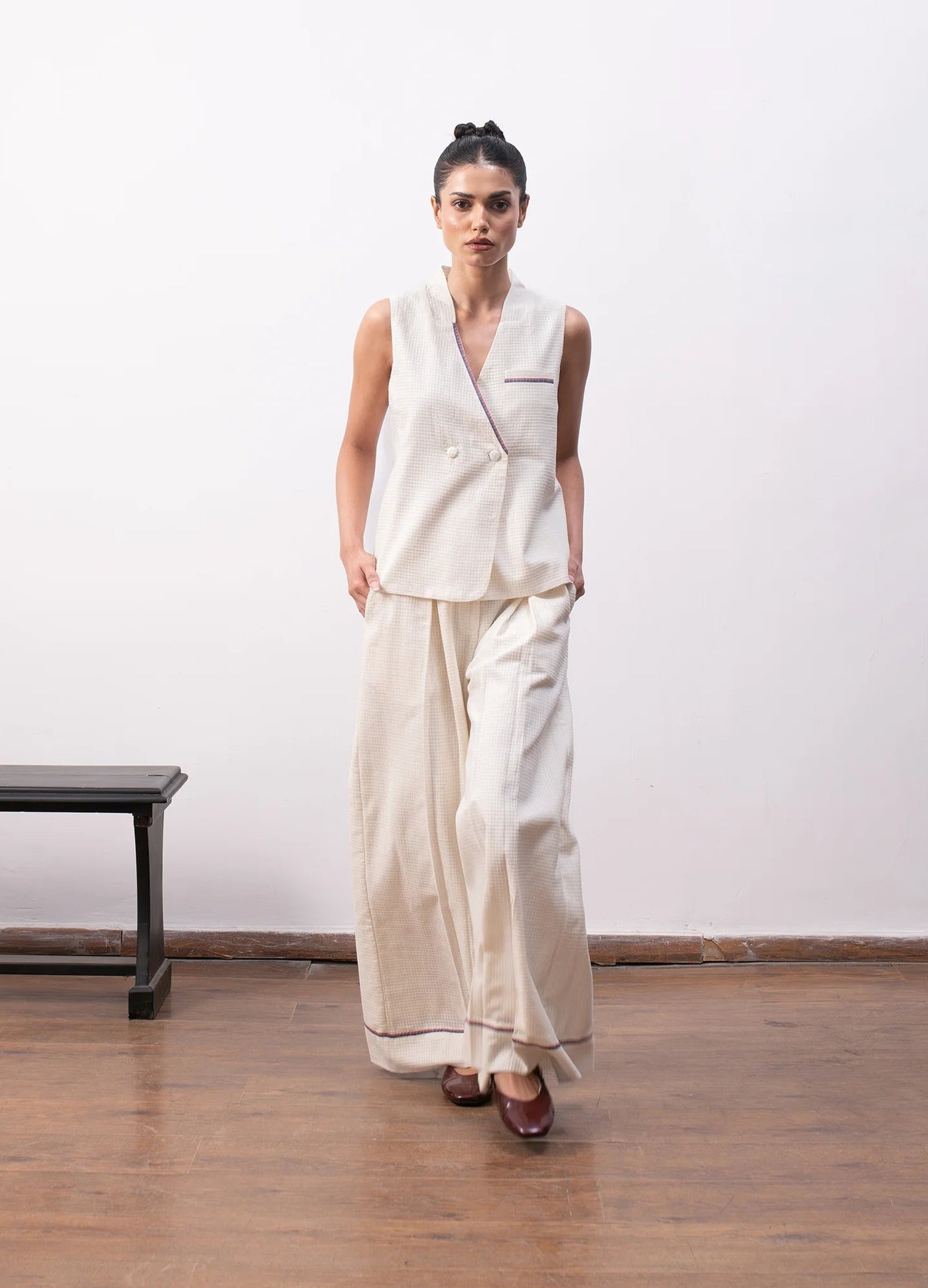 White co-ord with sleeveless top and trousers - Hiranya