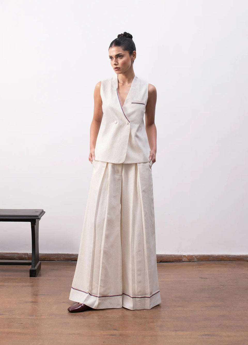 White co-ord with sleeveless top and trousers - Hiranya