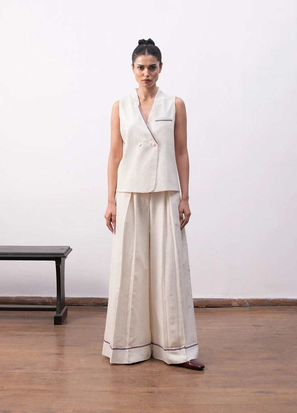 White co-ord with sleeveless top and trousers - Hiranya