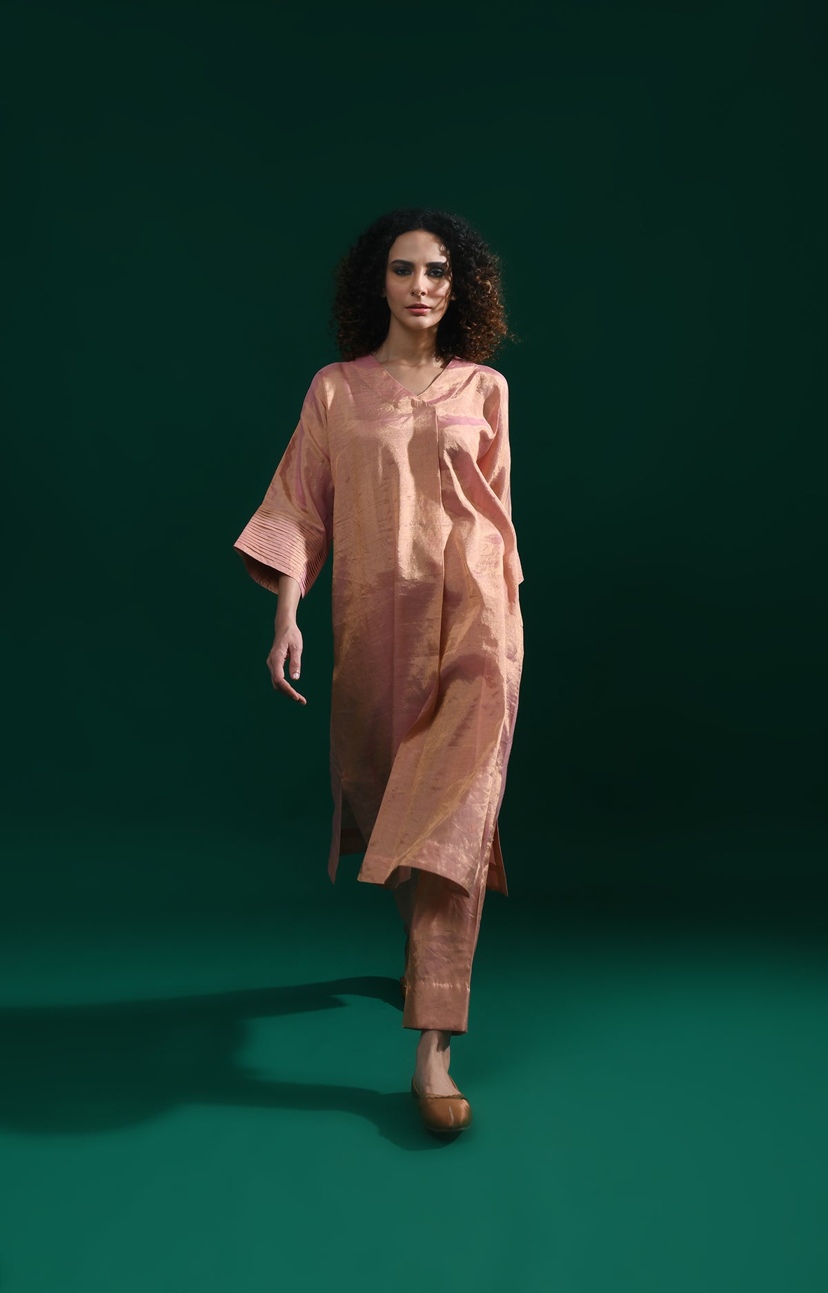 Pink handwoven tissue kaftan co-ord set for women - Hiranya