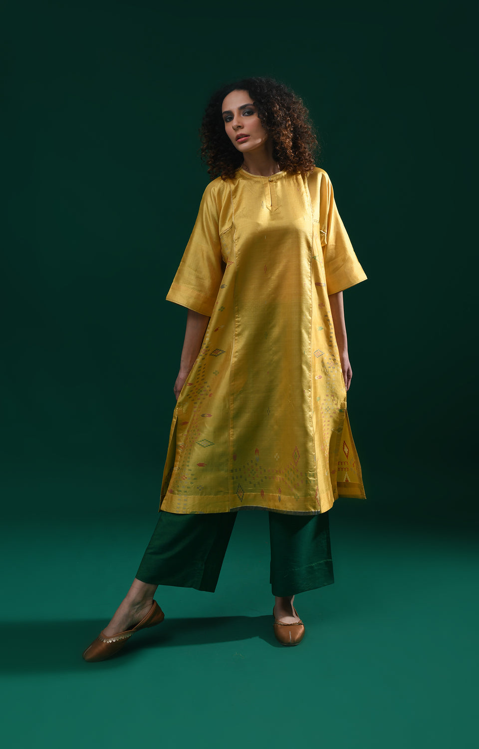 Yellow silk Jamdani phiran co-ord set for women - Hiranya 