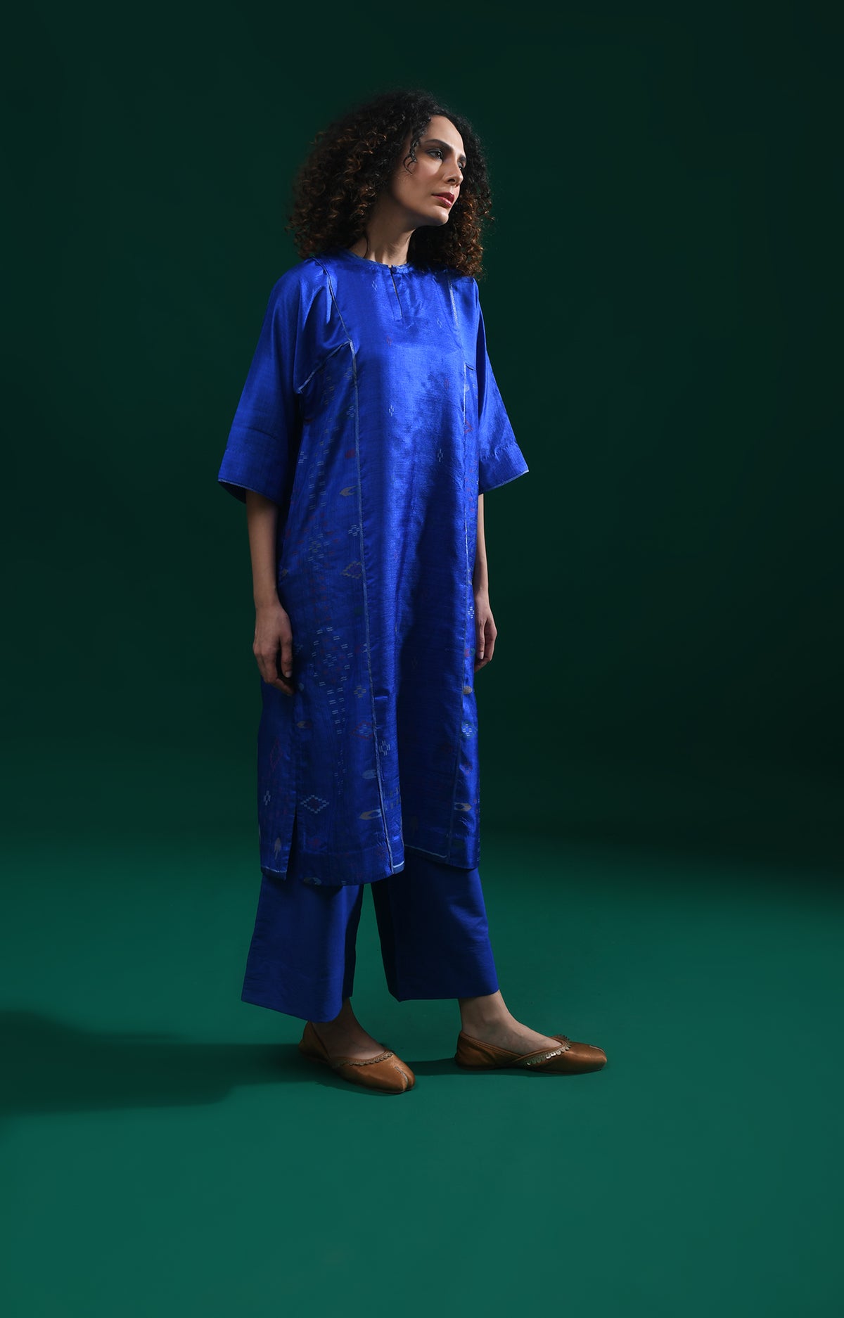 Royal blue silk Jamdani phiran co-ord set for women - Hiranya