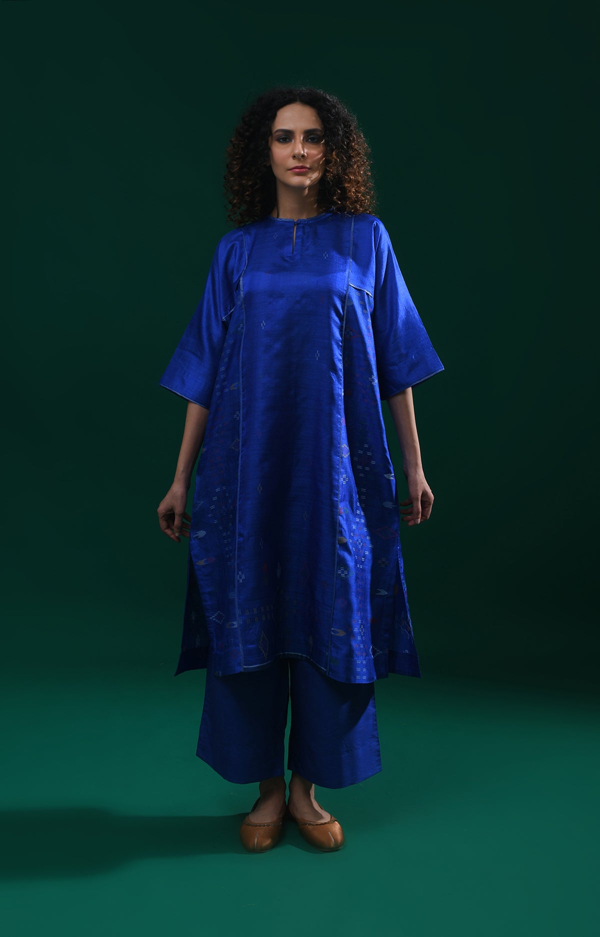 Royal blue silk Jamdani phiran co-ord set for women - Hiranya