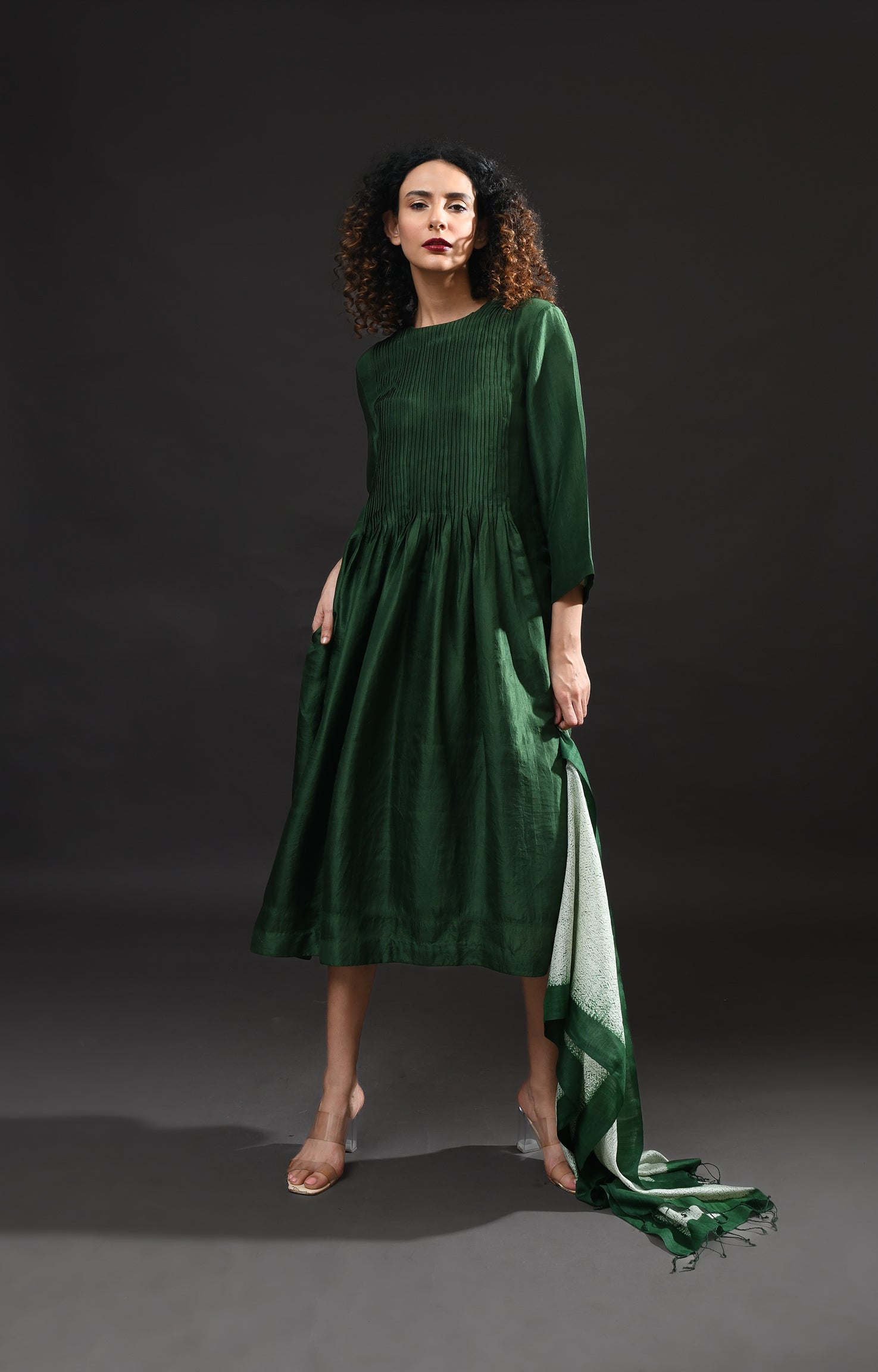 Moss green mulberry silk pintuck dress for women – silk dresses