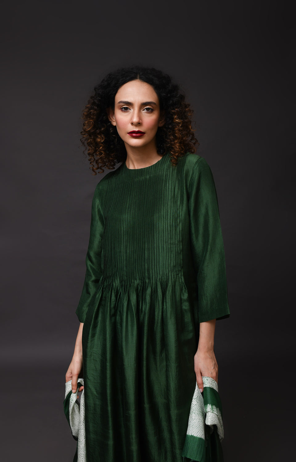 Green mulberry silk dress for women – Midi dresses