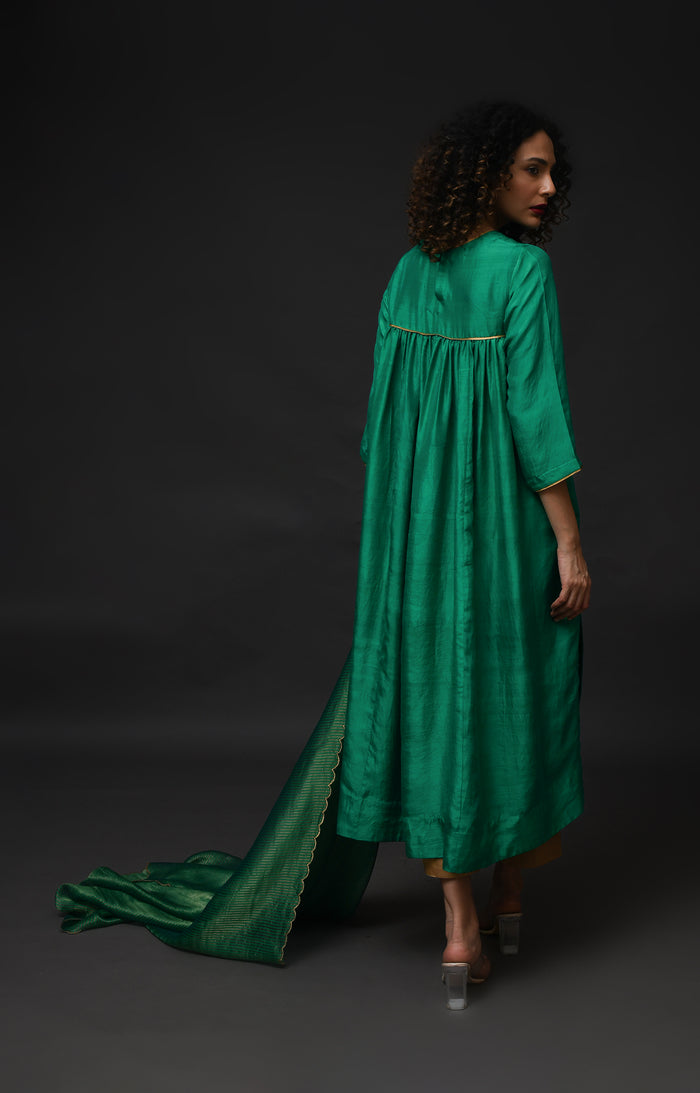 Emerald green mulberry silk back gather kurta with tissue dupatta set