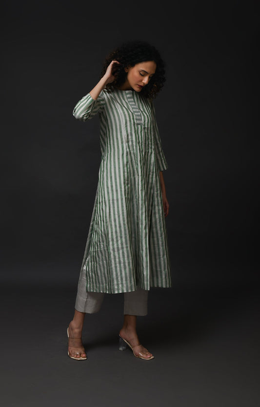 Front Slit & Back Panel Striped Tissue Kurta- Silver and Green