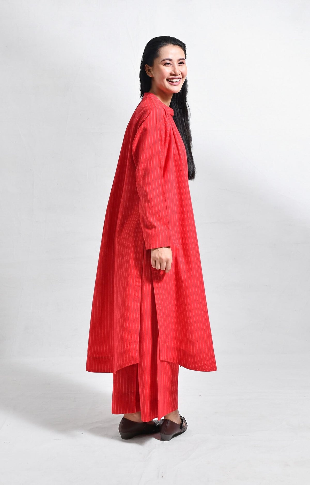 Khadi red striped neck gather co-ord set for women