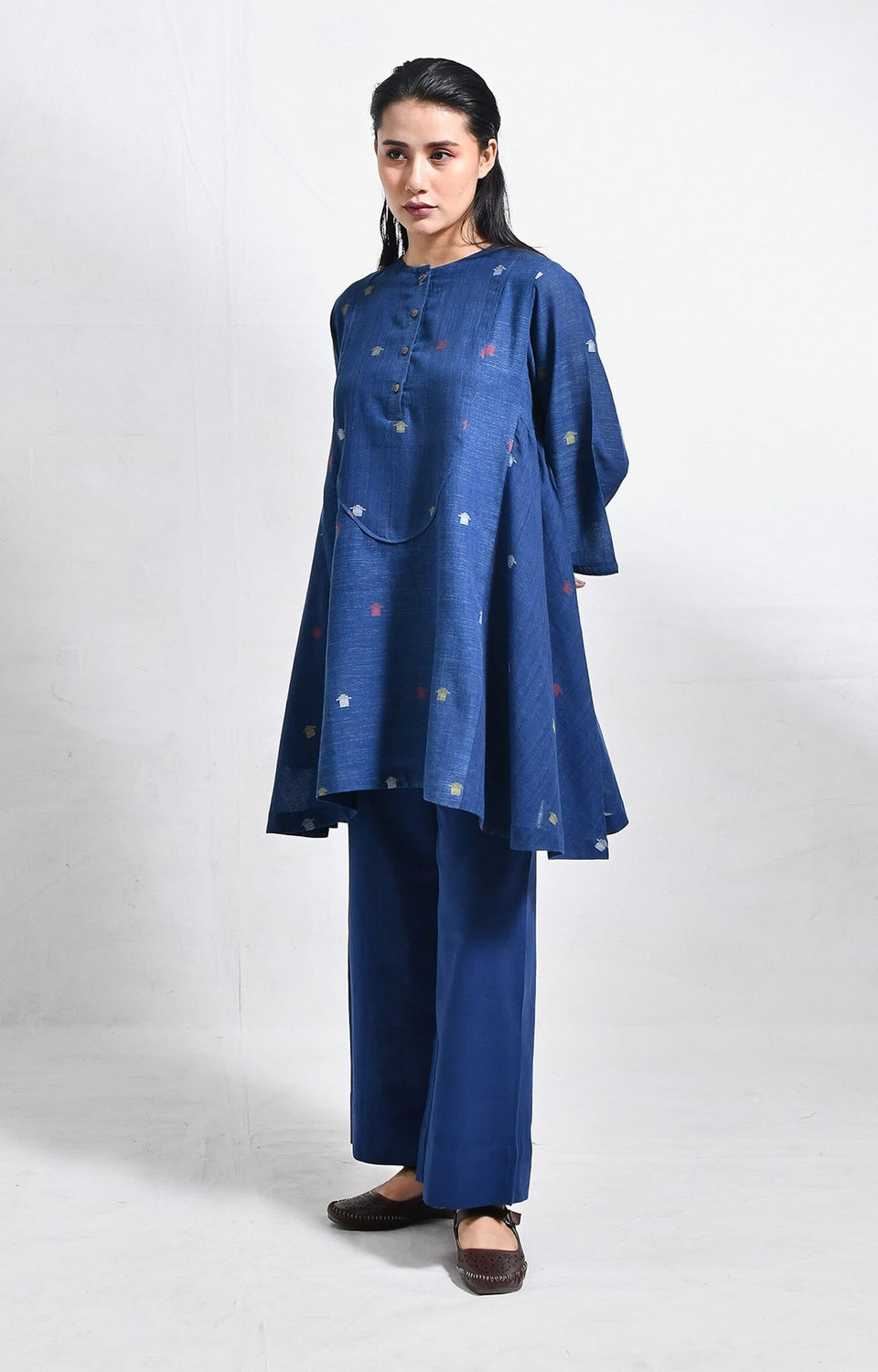 Elara indigo jamdani short side gather co-ord set - handloom wear