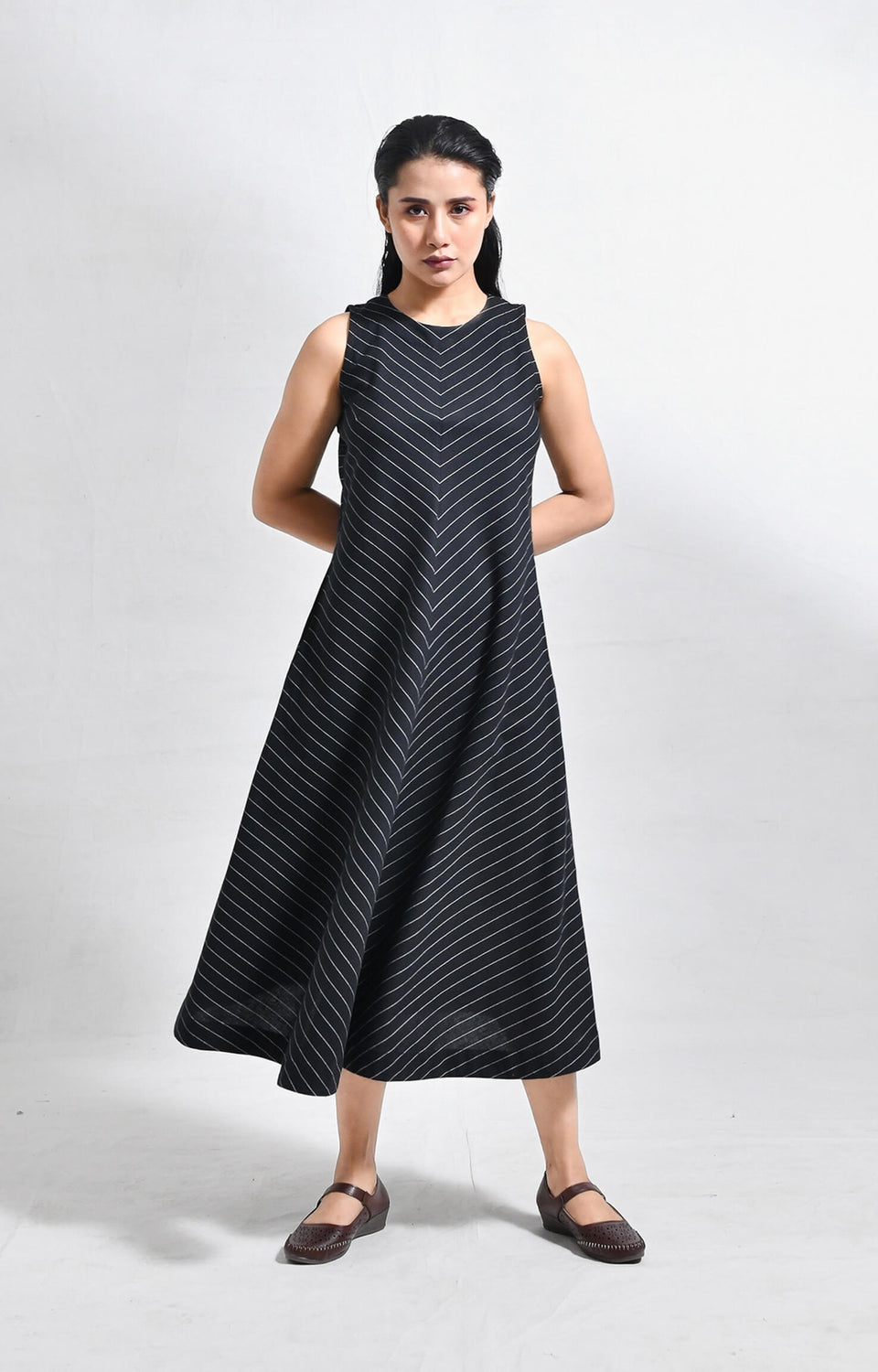 Pinstriped black cotton sleeveless A-line midi dress for women
