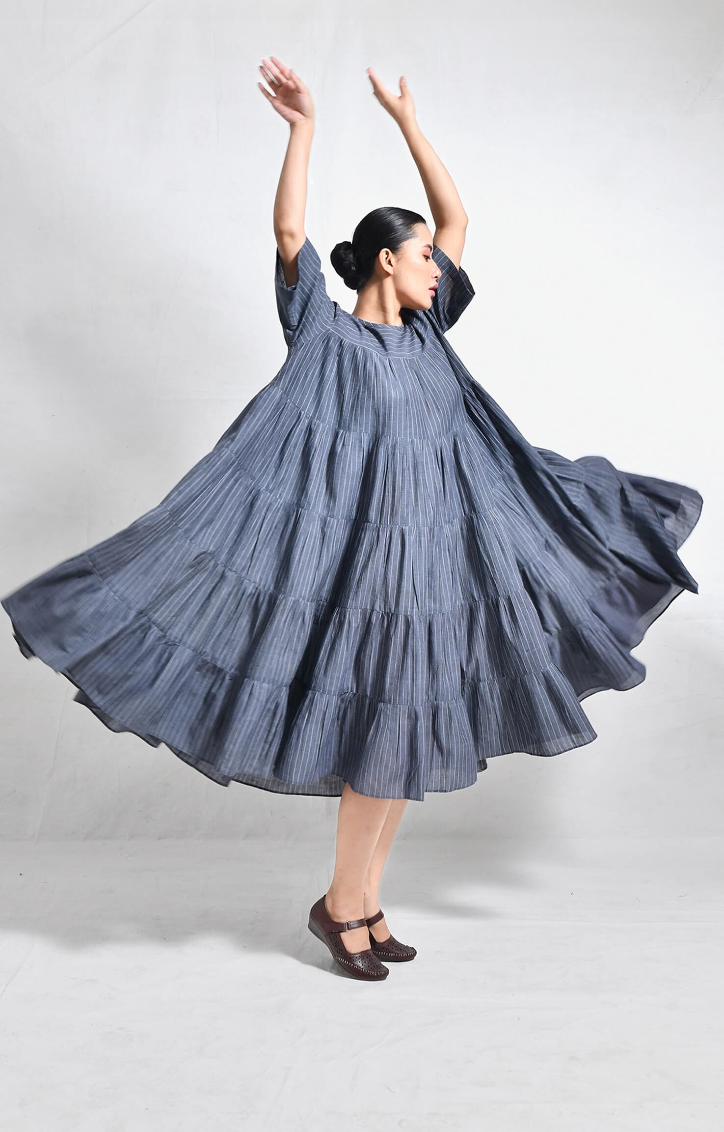 Grey Khadi striped tier dress with flowy layered silhouette for women - Hiranya
