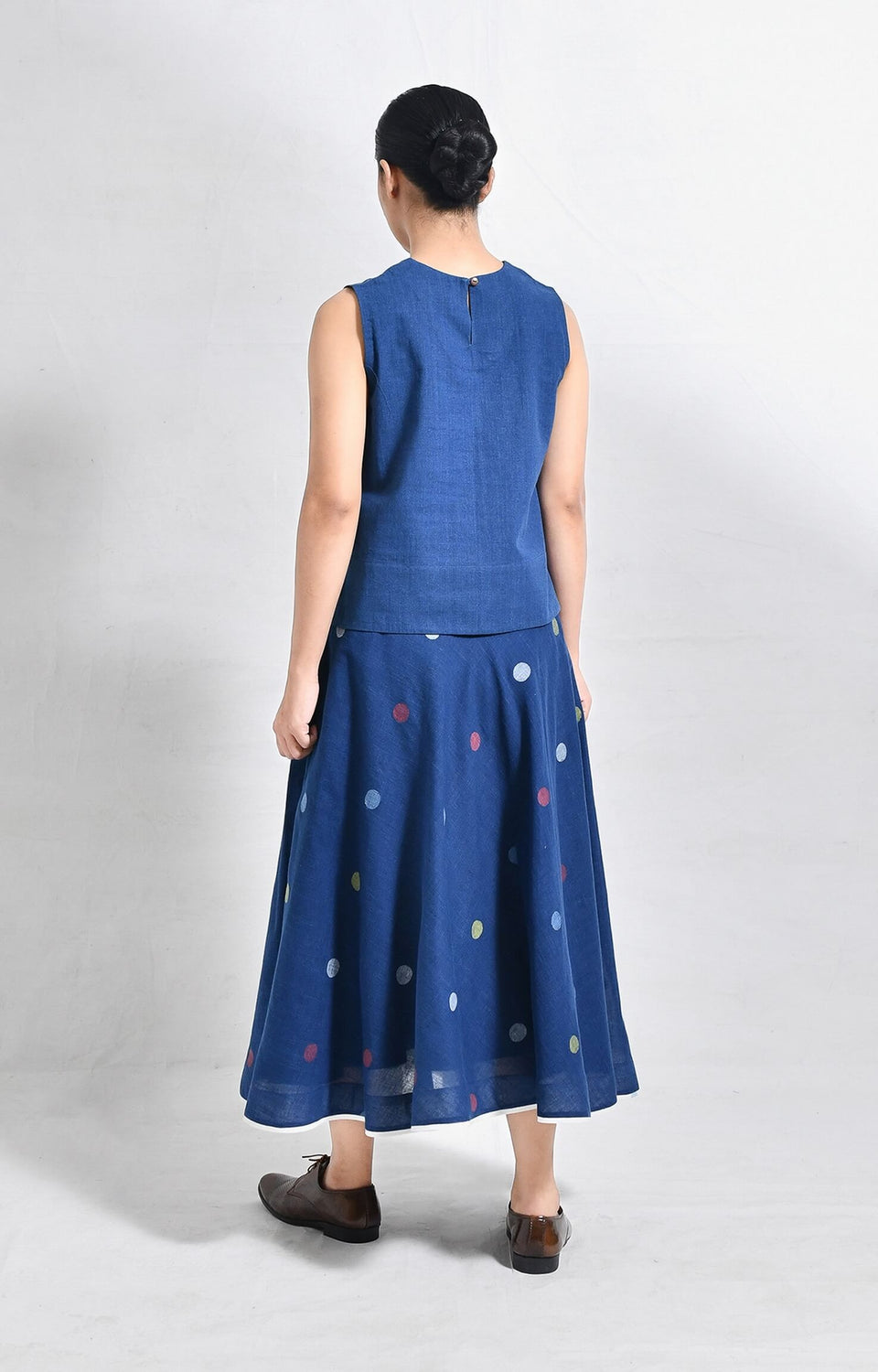 Handwoven khadi crop top with polka jamdani ureb skirt set for women - Hiranya
