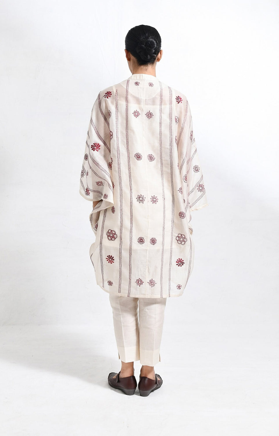 Pearl-white embroidered chanderi silk kaftan co-ord set – Hiranya