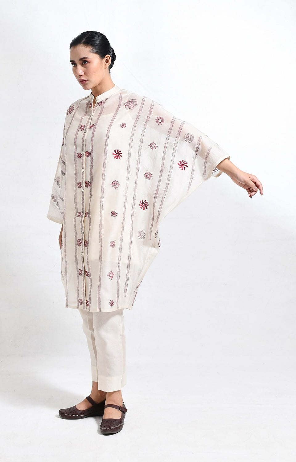 Pearl-white embroidered chanderi silk kaftan co-ord set – Hiranya