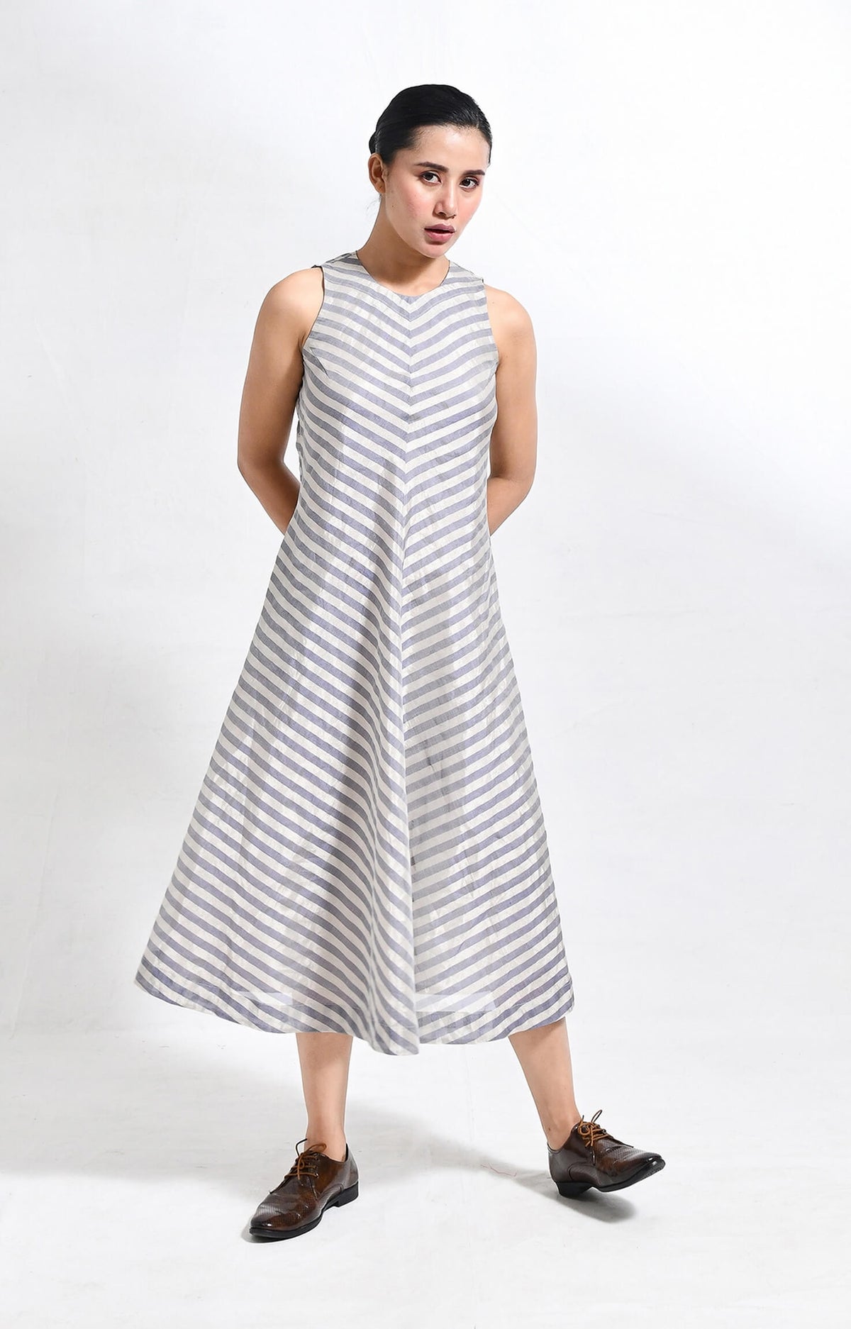 Silver blue pinstriped tissue sleeveless A-line midi dress
