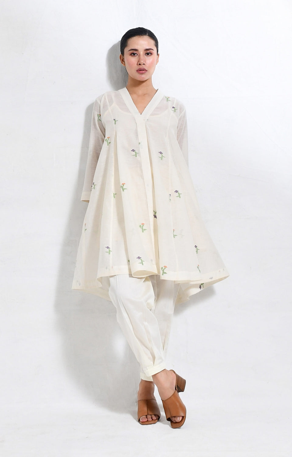 Kora khadi silk jamdani kurta set