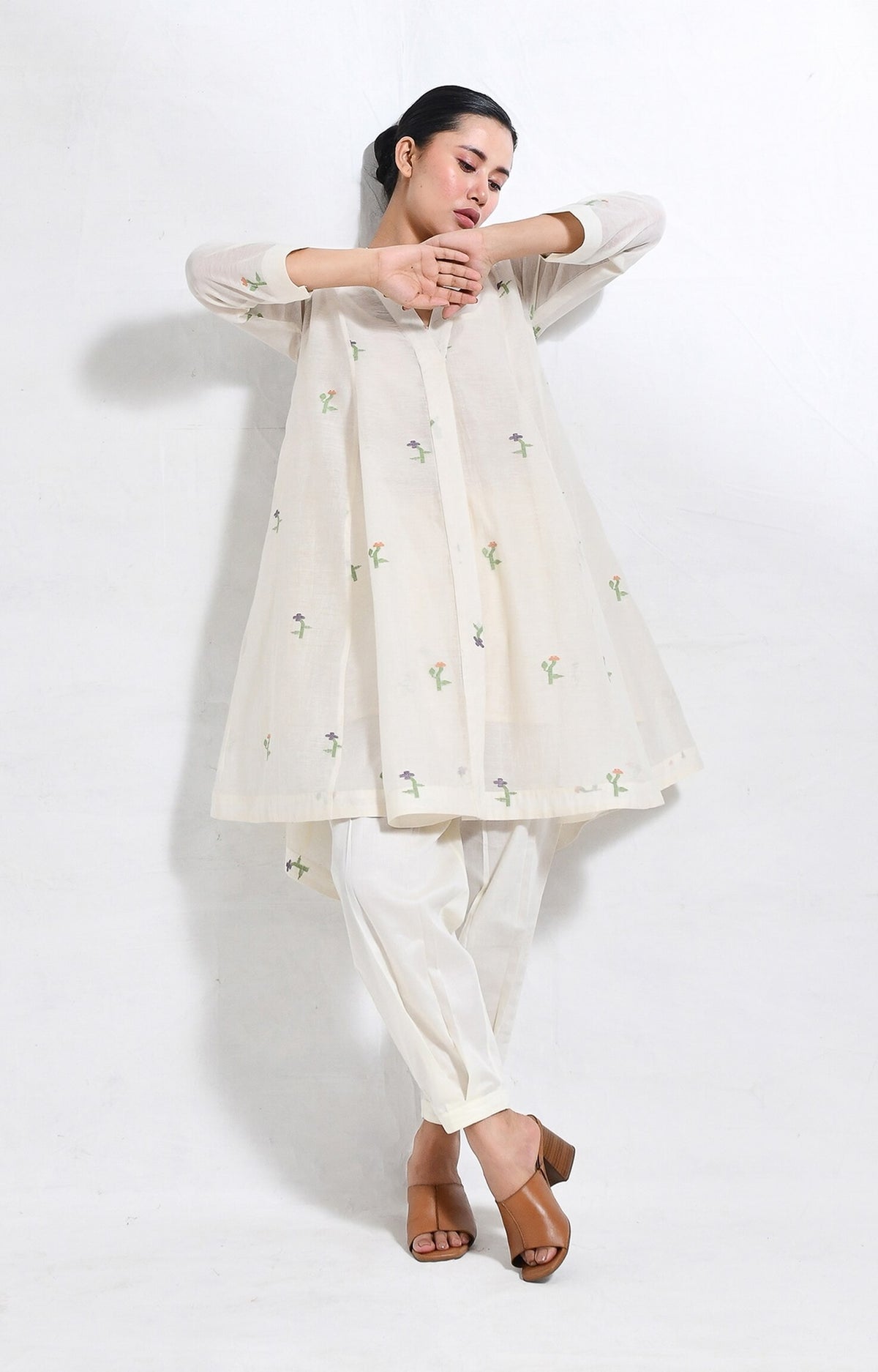 Kora khadi silk jamdani kurta set