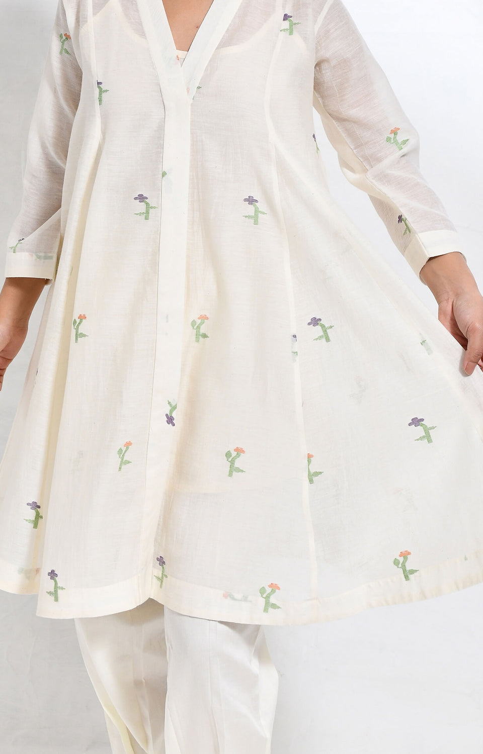 Kora khadi silk jamdani kurta set