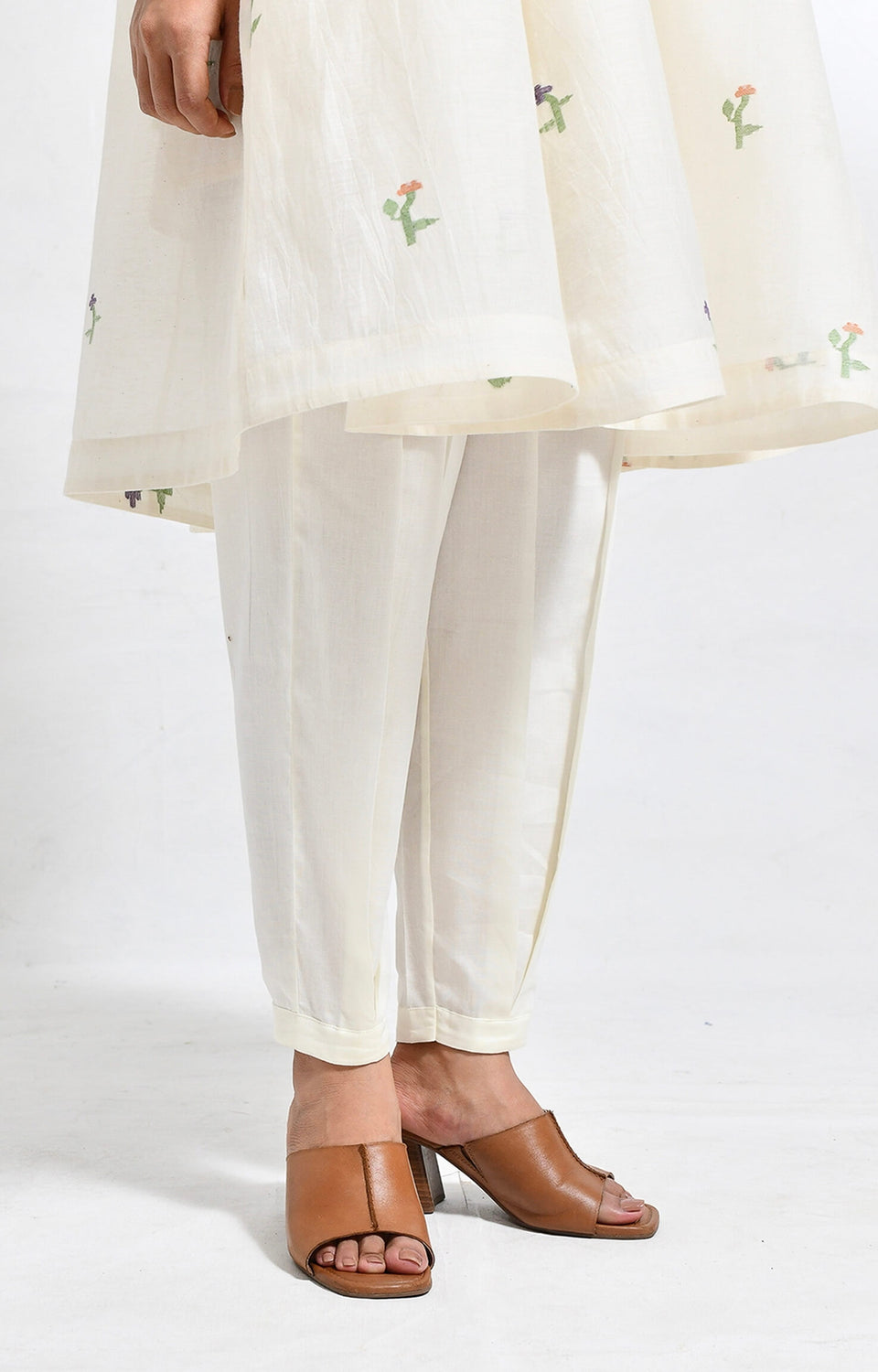 Kora khadi silk jamdani kurta set