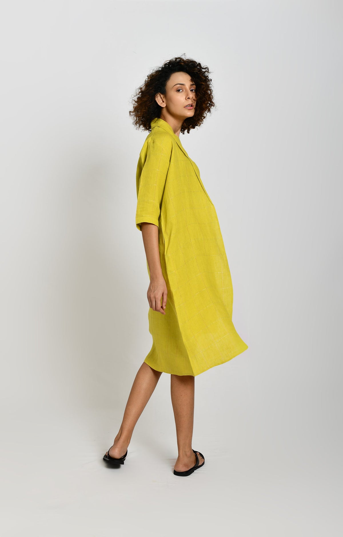 Olive linen bermuda co-ord set with summer jacket