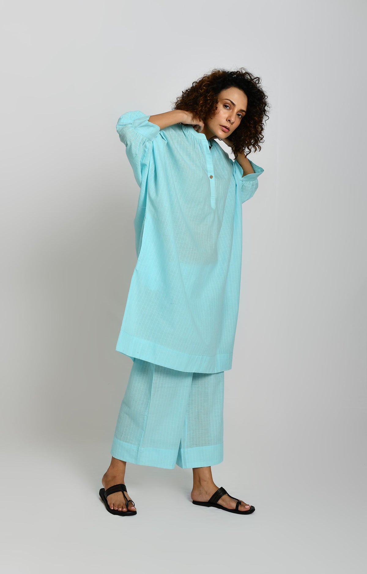 Light blue striped kaftan co-ord set for women – Hiranya
