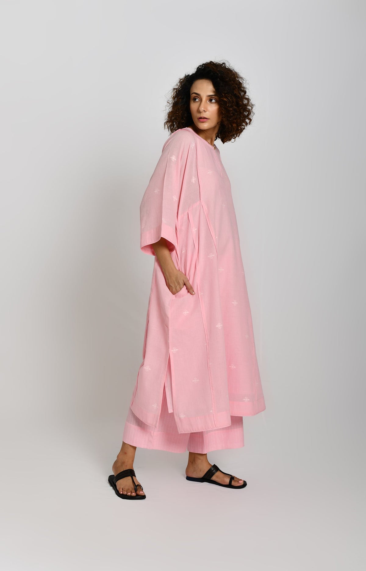 Jamdani Phiran- Pink