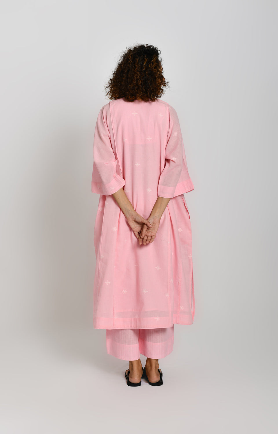Pink Jamdani phiran co-ord set with artisan detailing