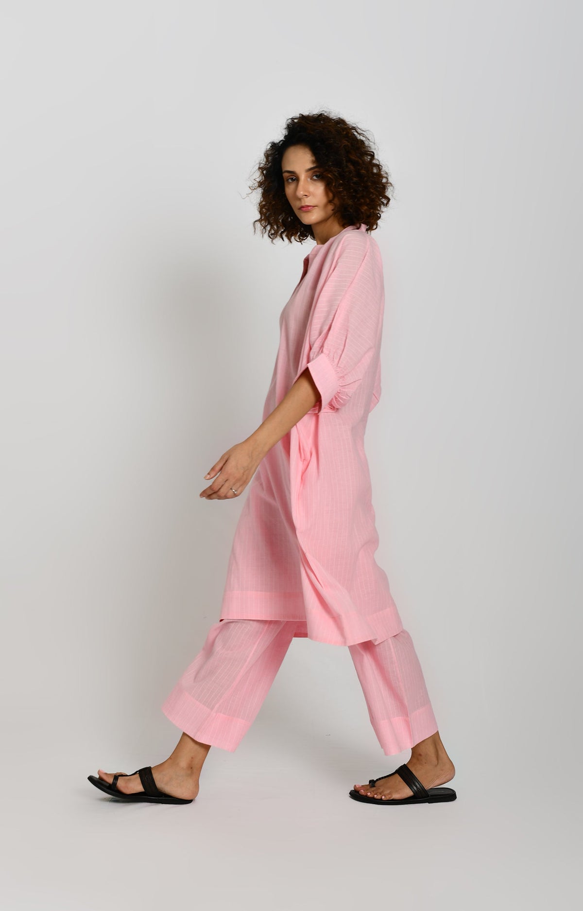 Pink striped kaftan in tunic style for women - Hiranya