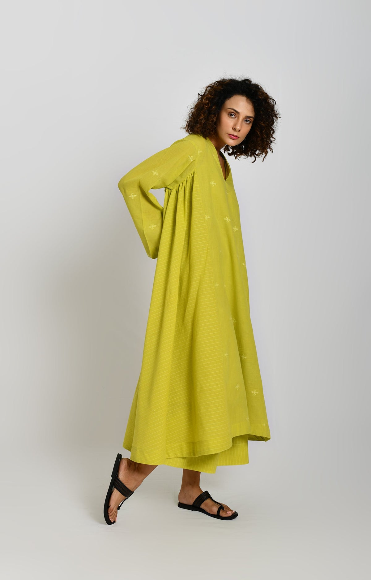 Jamdani Side-gather Kurta- Olive