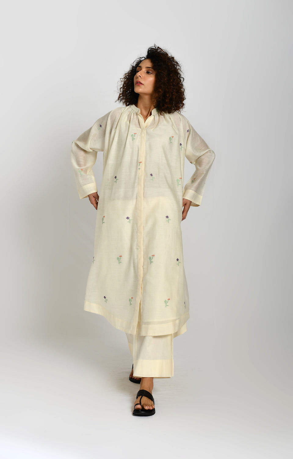 Off white khadi silk neck gather Jamdani co-ord set
