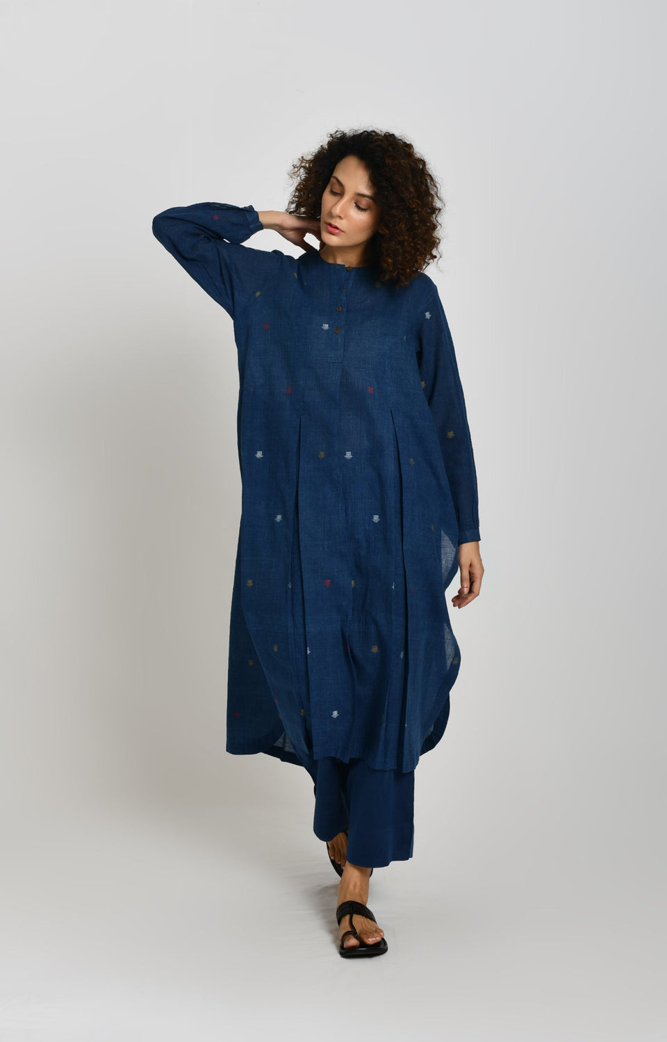 Tersa Jamdani Tunic- Indigo