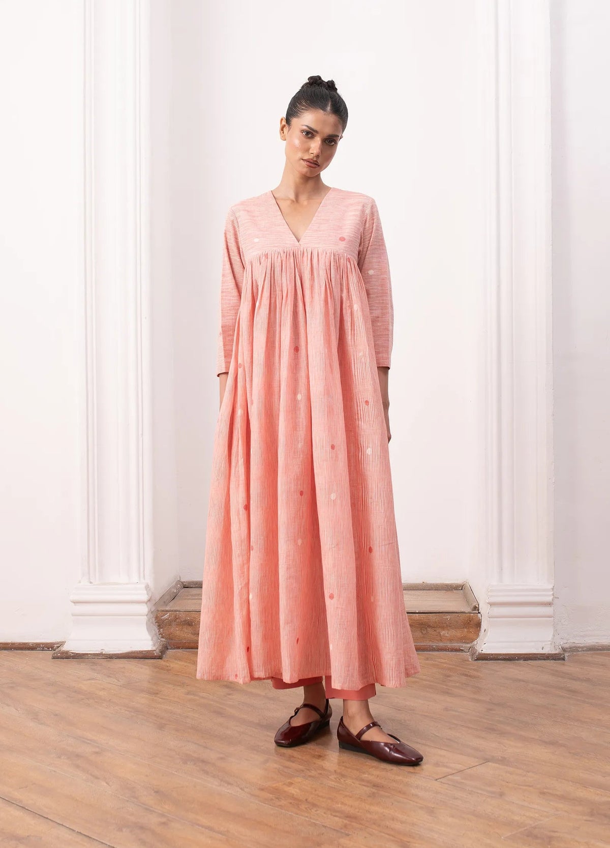 Pink kurta set with relaxed kurta top and wide-leg trousers Hiranya