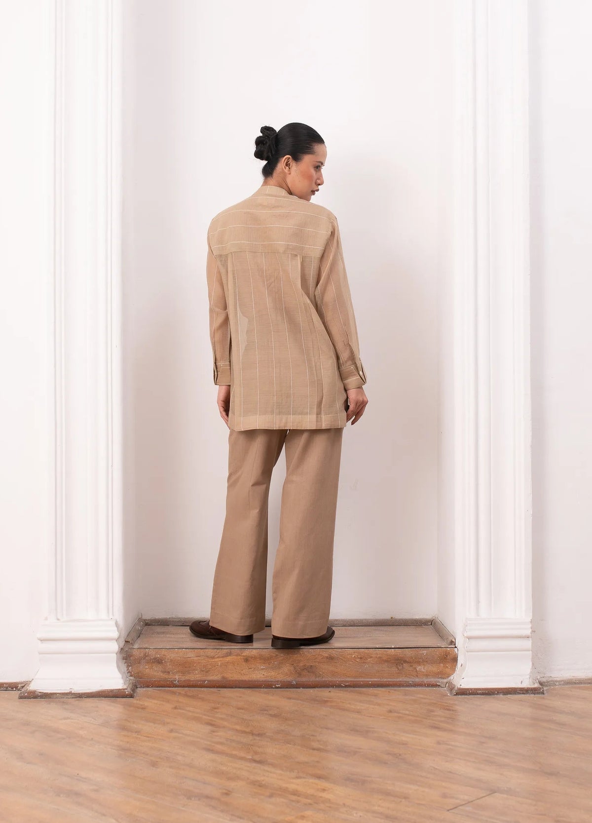 beige co-ord set with subtle stripes, relaxed-fit top and straight pants – Hiranya