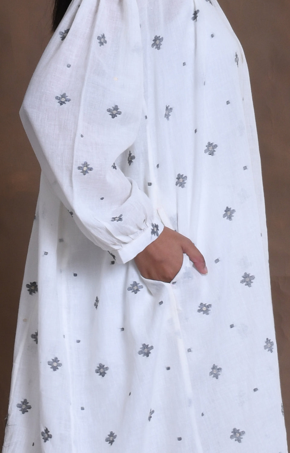 Handwoven White jamdani gather shirt for women – Hiranya